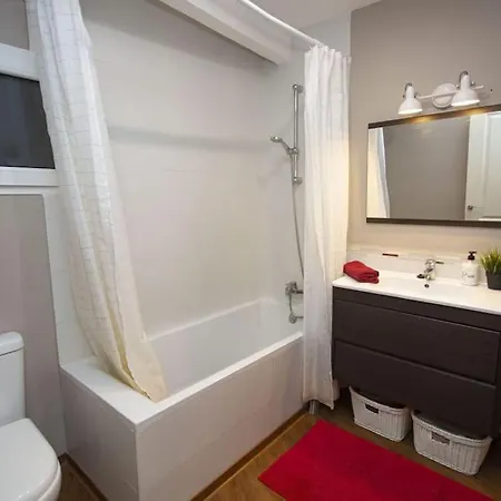 Puerto-centro Apartman *